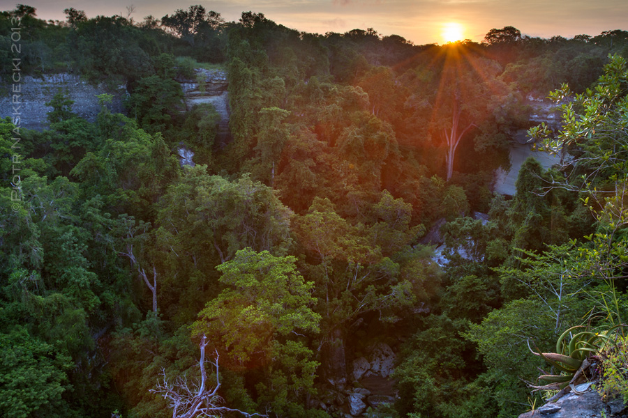 Sunrise over Nhagutua Gorge in Gorongosa National Park